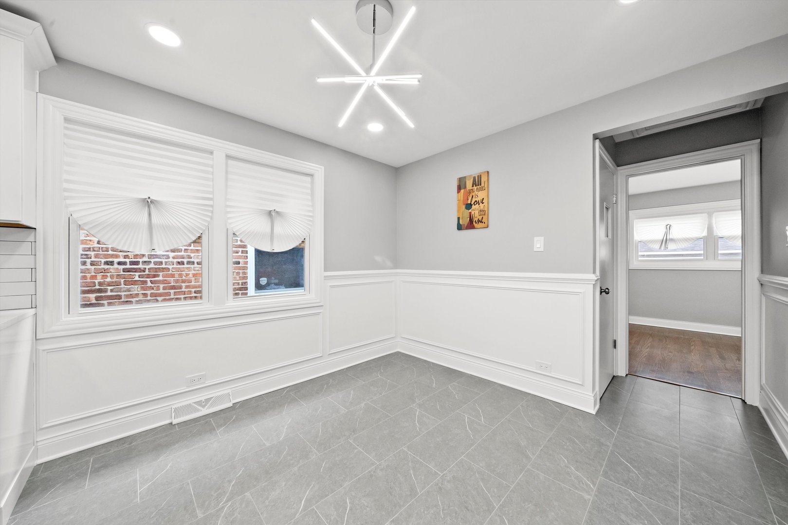 2055 W 80th Street