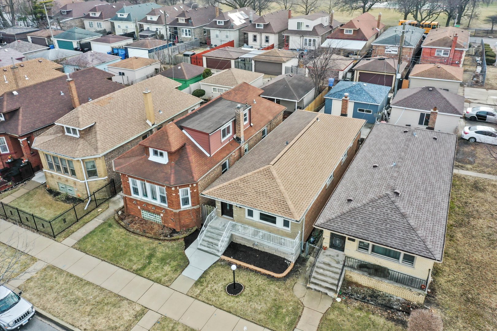2055 W 80th Street