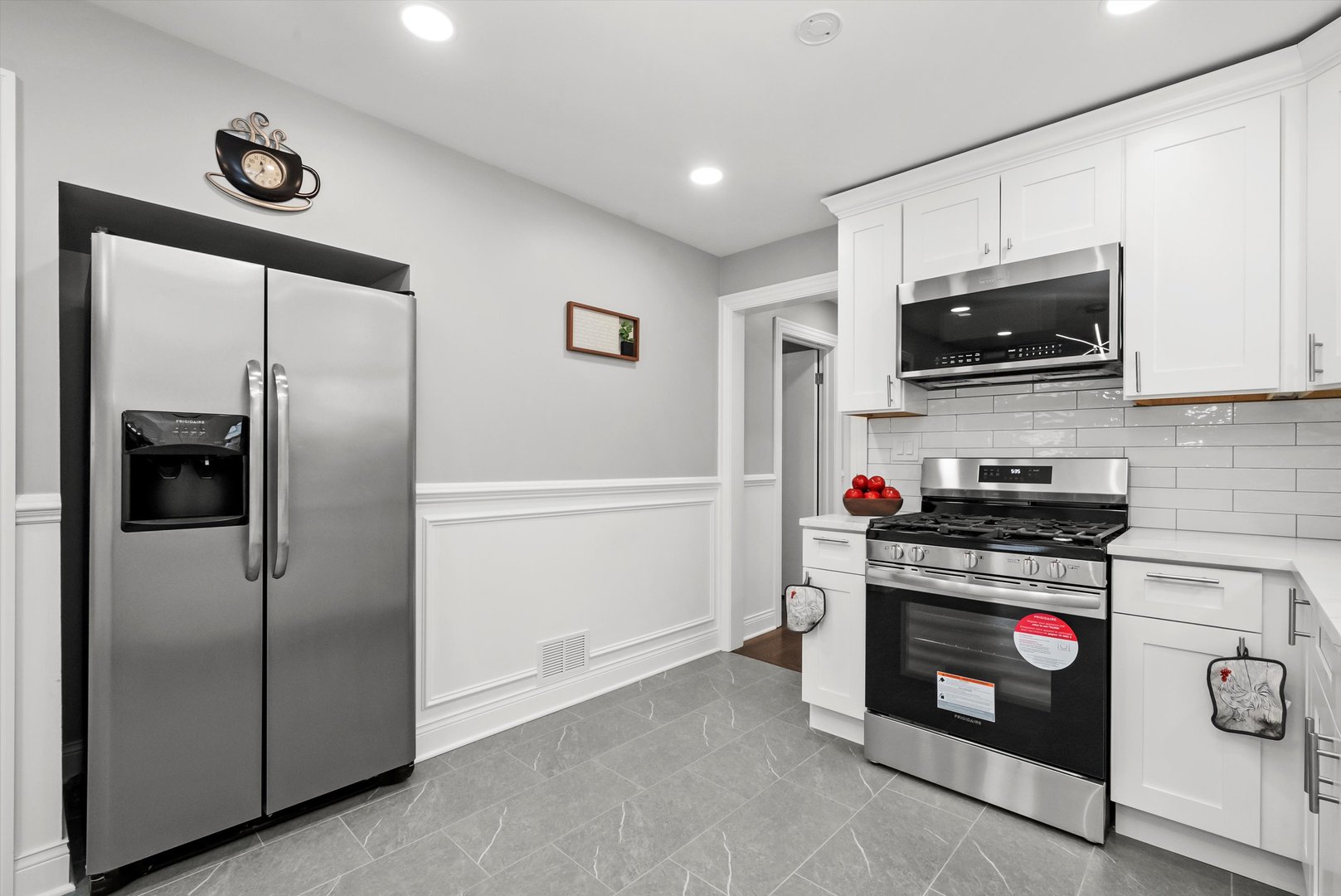2055 W 80th Street