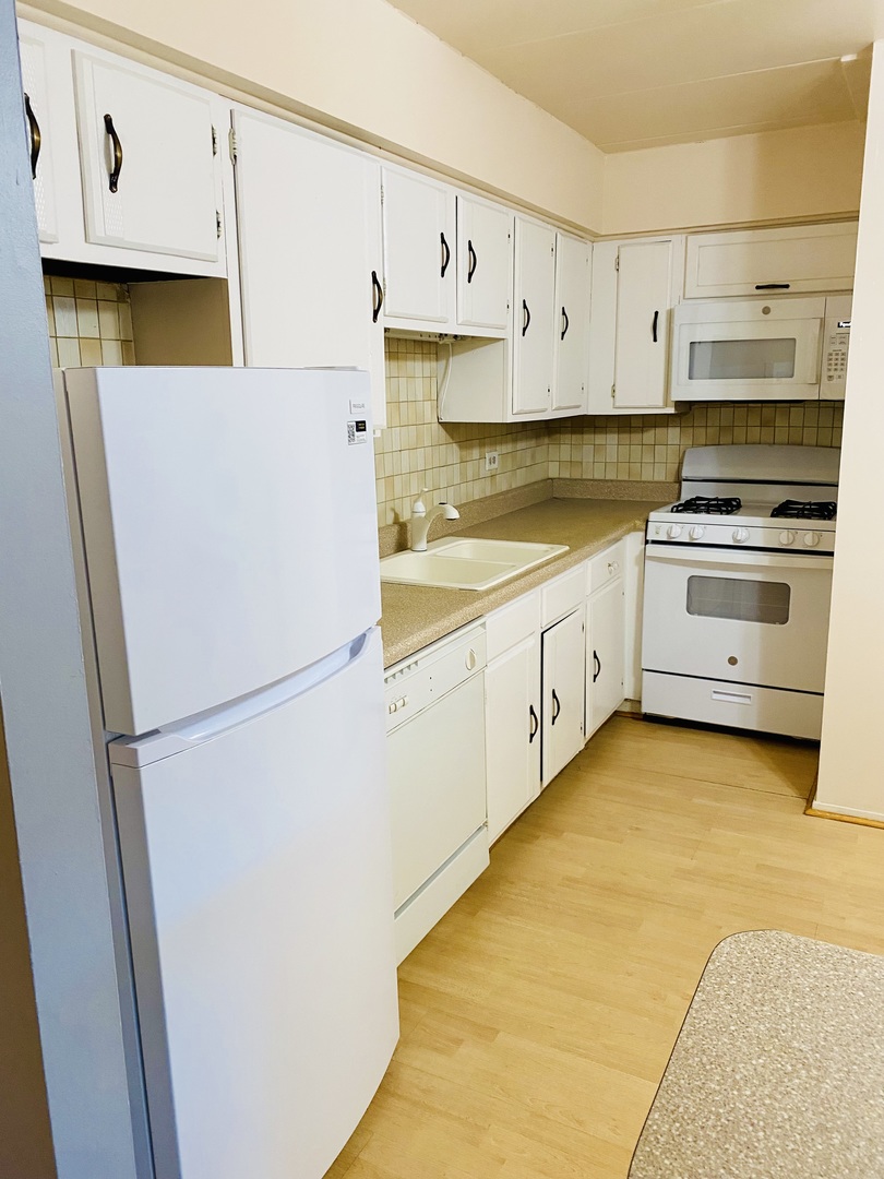 5340 WATERBURY Court Unit: 2102