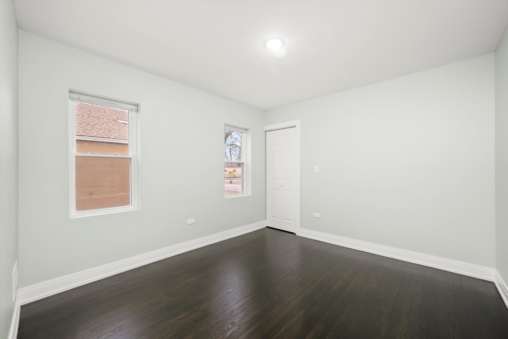 10147 S PRINCETON Avenue