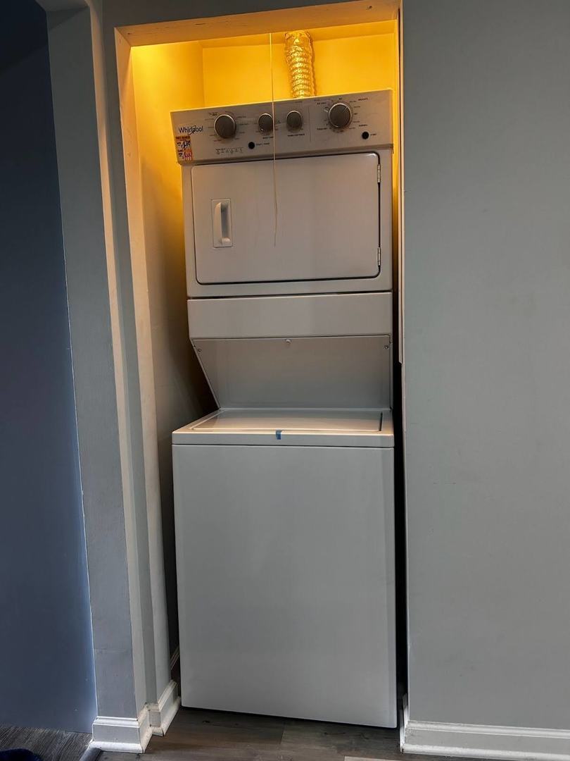 4654 W 131st Street Unit: 1N