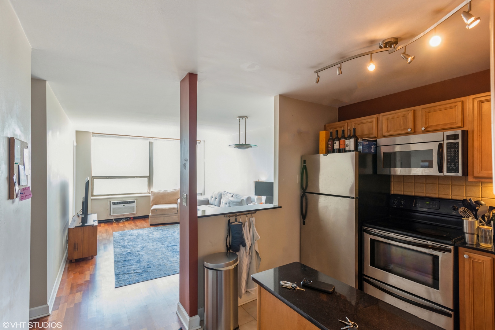 1355 N Sandburg Terrace Unit: 805D