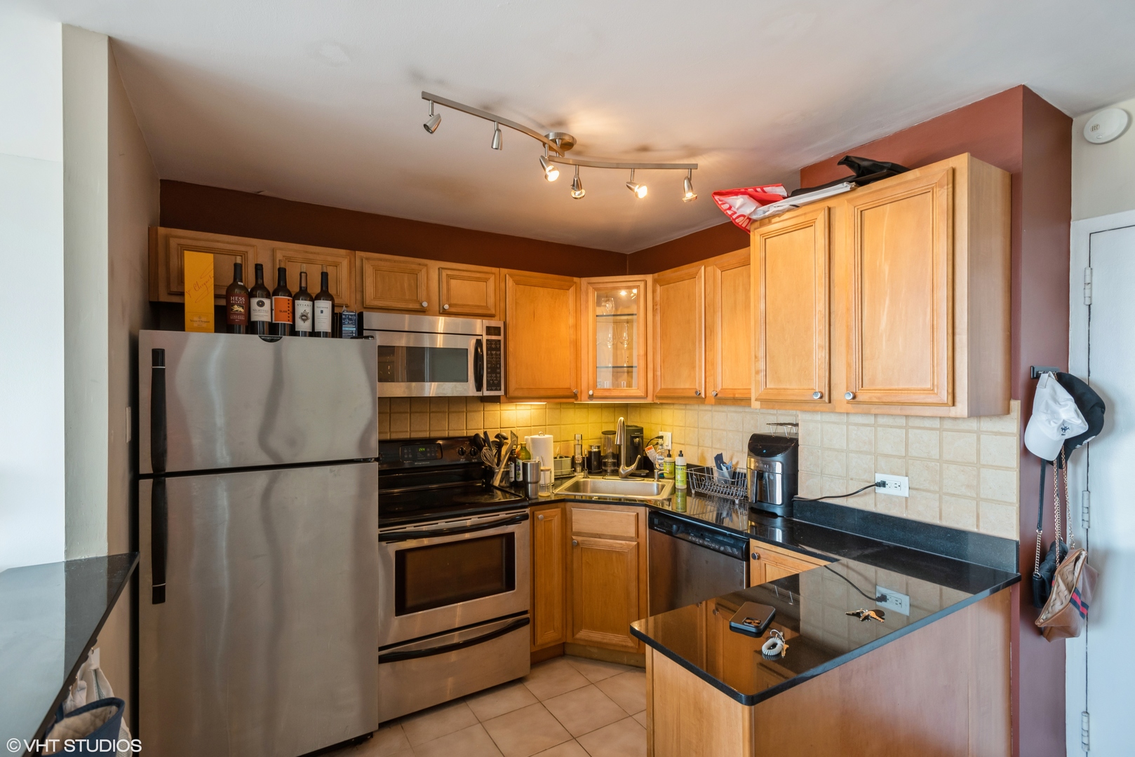 1355 N Sandburg Terrace Unit: 805D