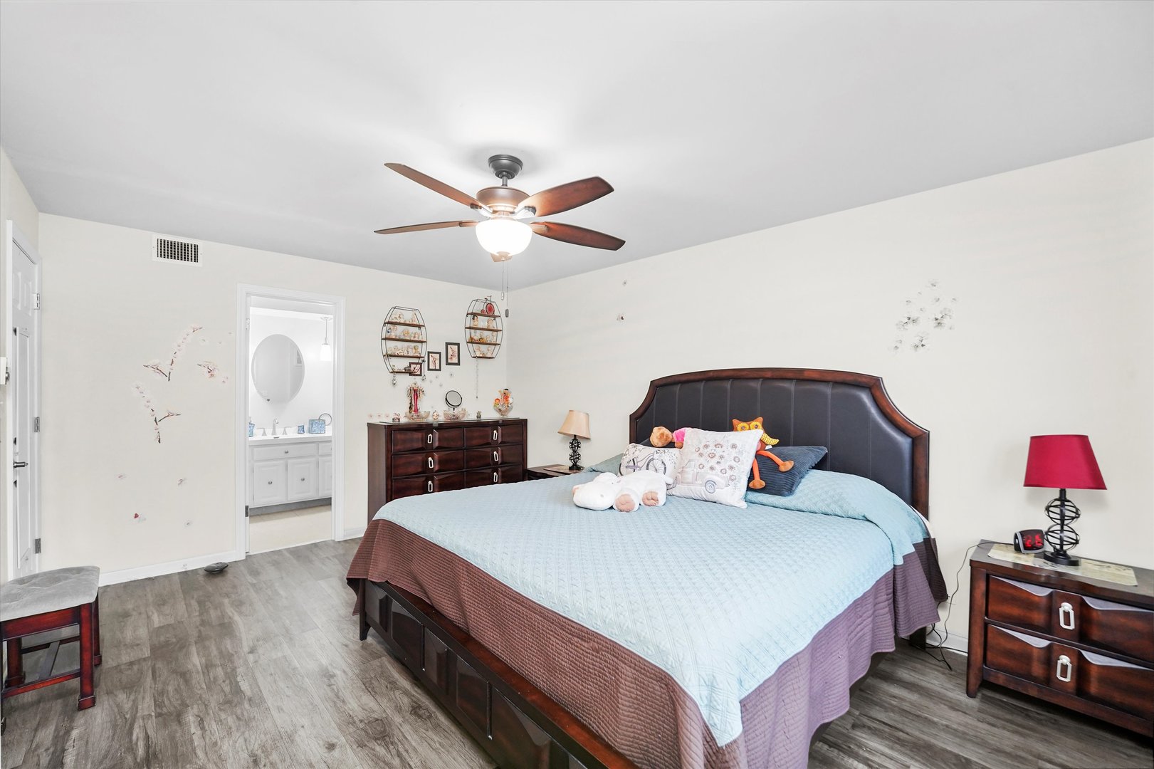 4125 W 98TH Street Unit: B