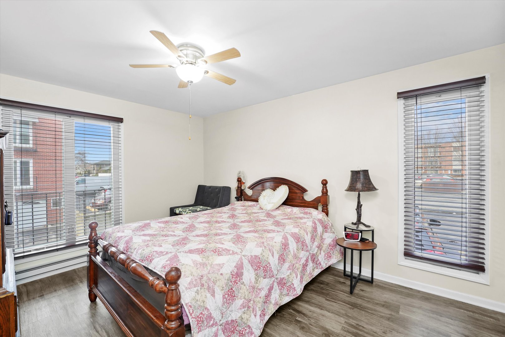 4125 W 98TH Street Unit: B