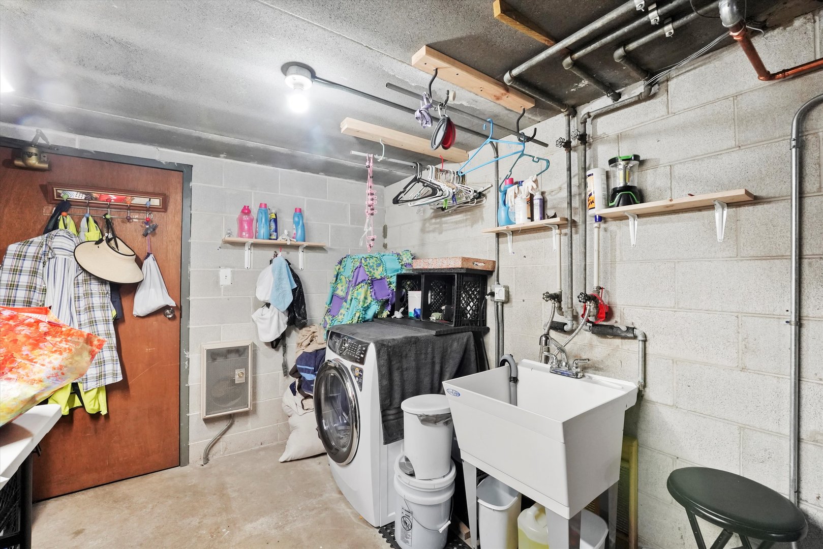 4125 W 98TH Street Unit: B