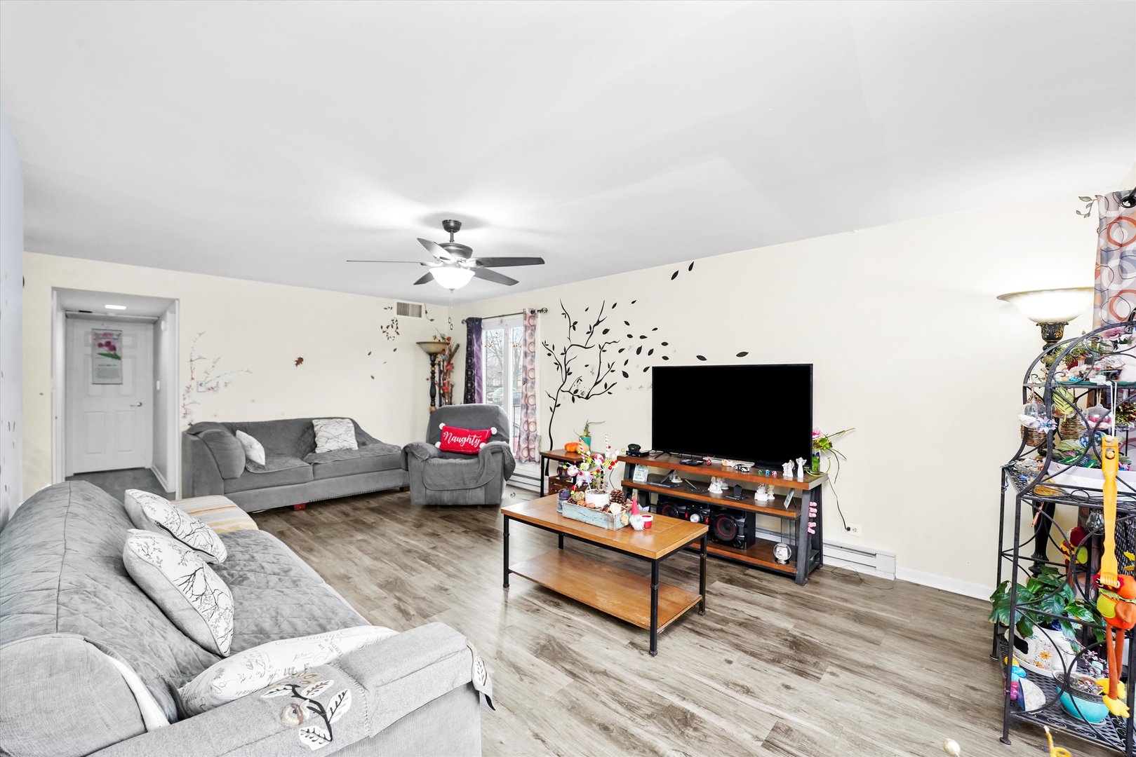 4125 W 98TH Street Unit: B