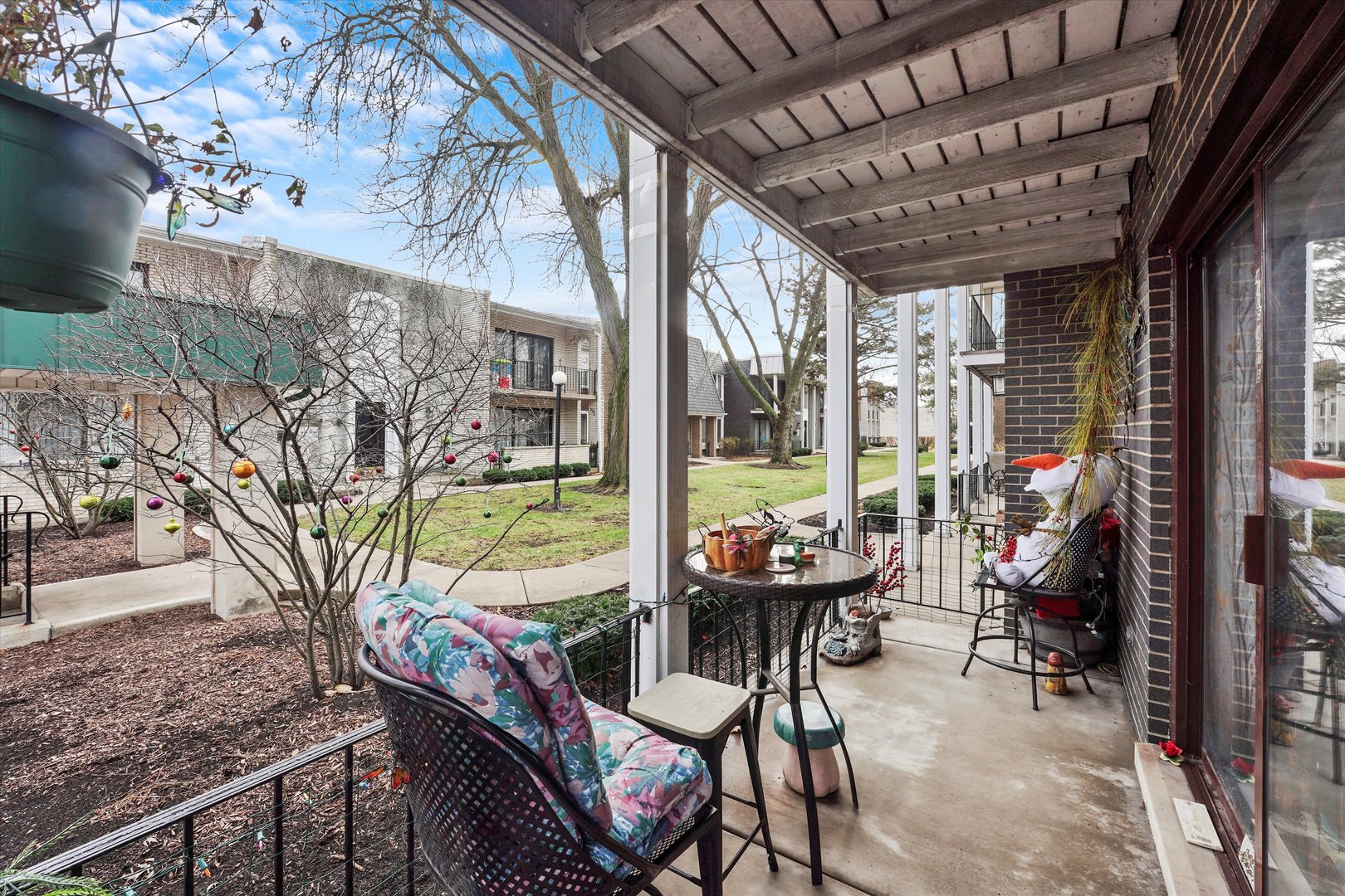 4125 W 98TH Street Unit: B