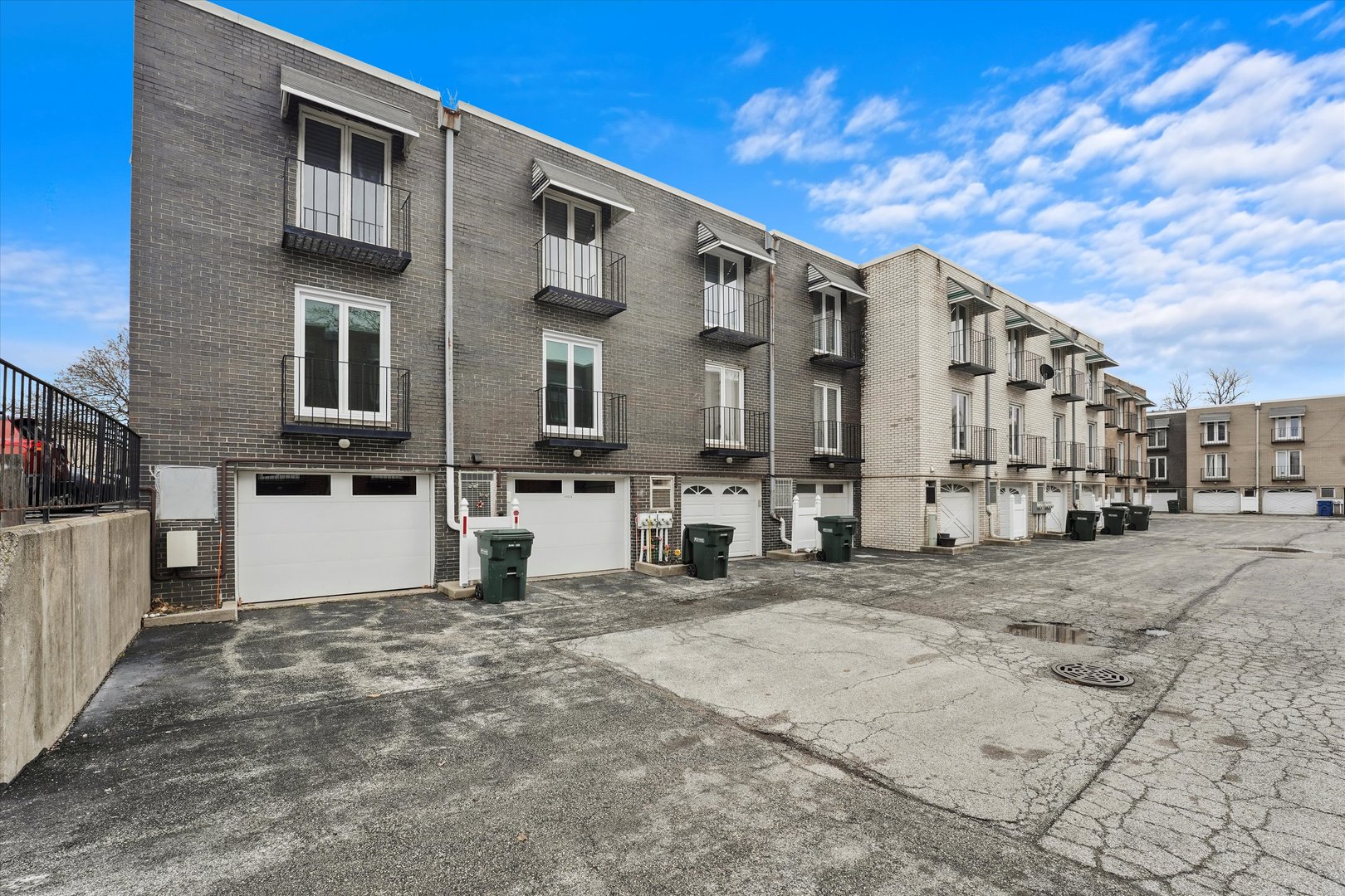 4125 W 98TH Street Unit: B