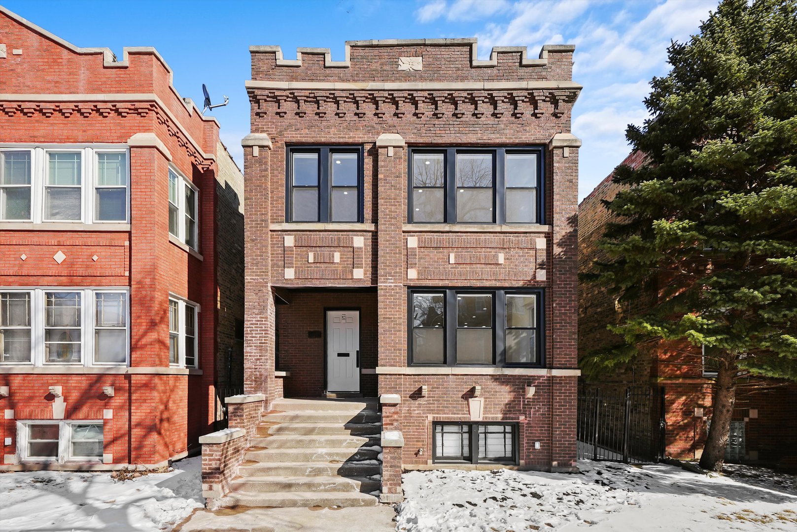 1403 N Lockwood Avenue