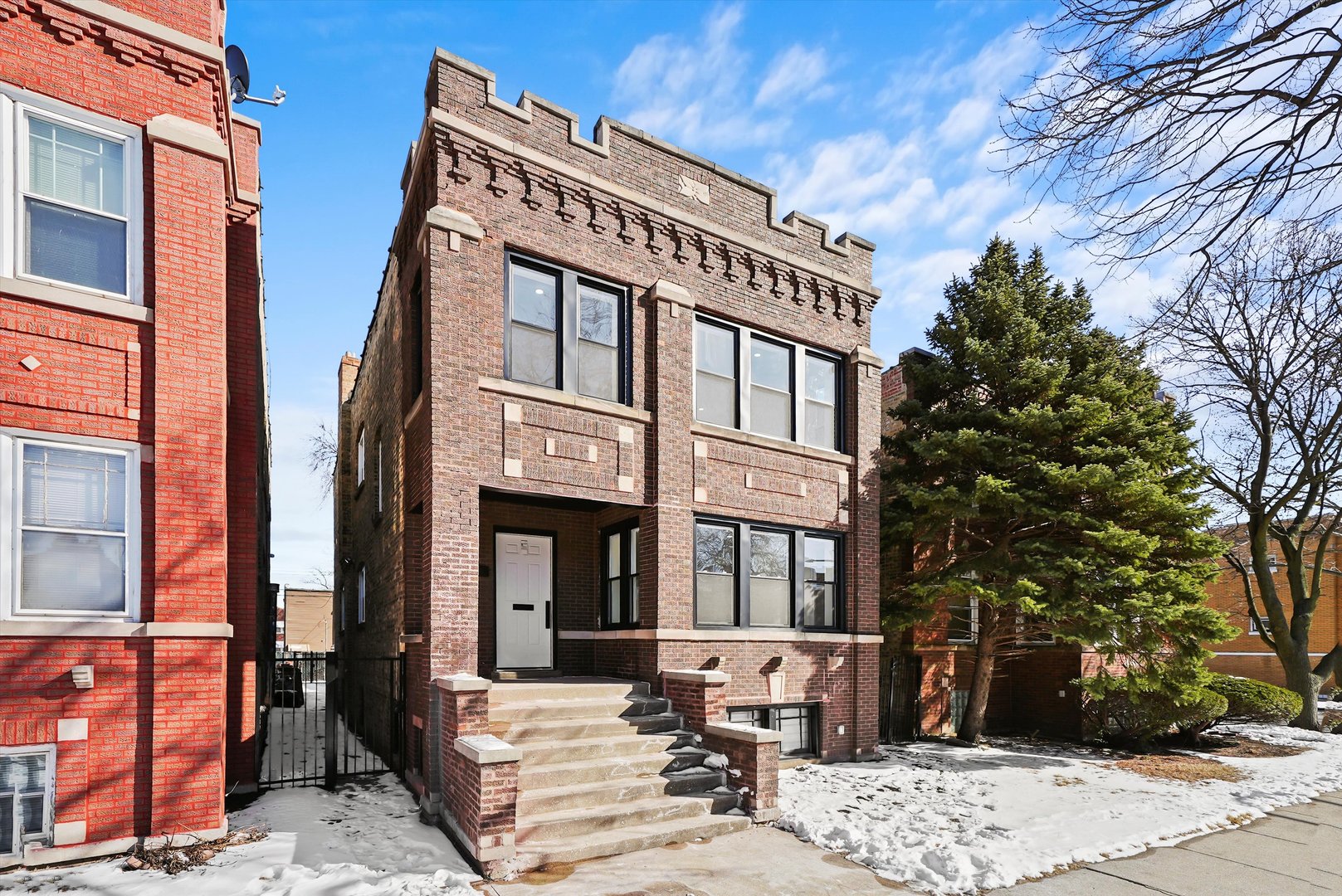 1403 N Lockwood Avenue