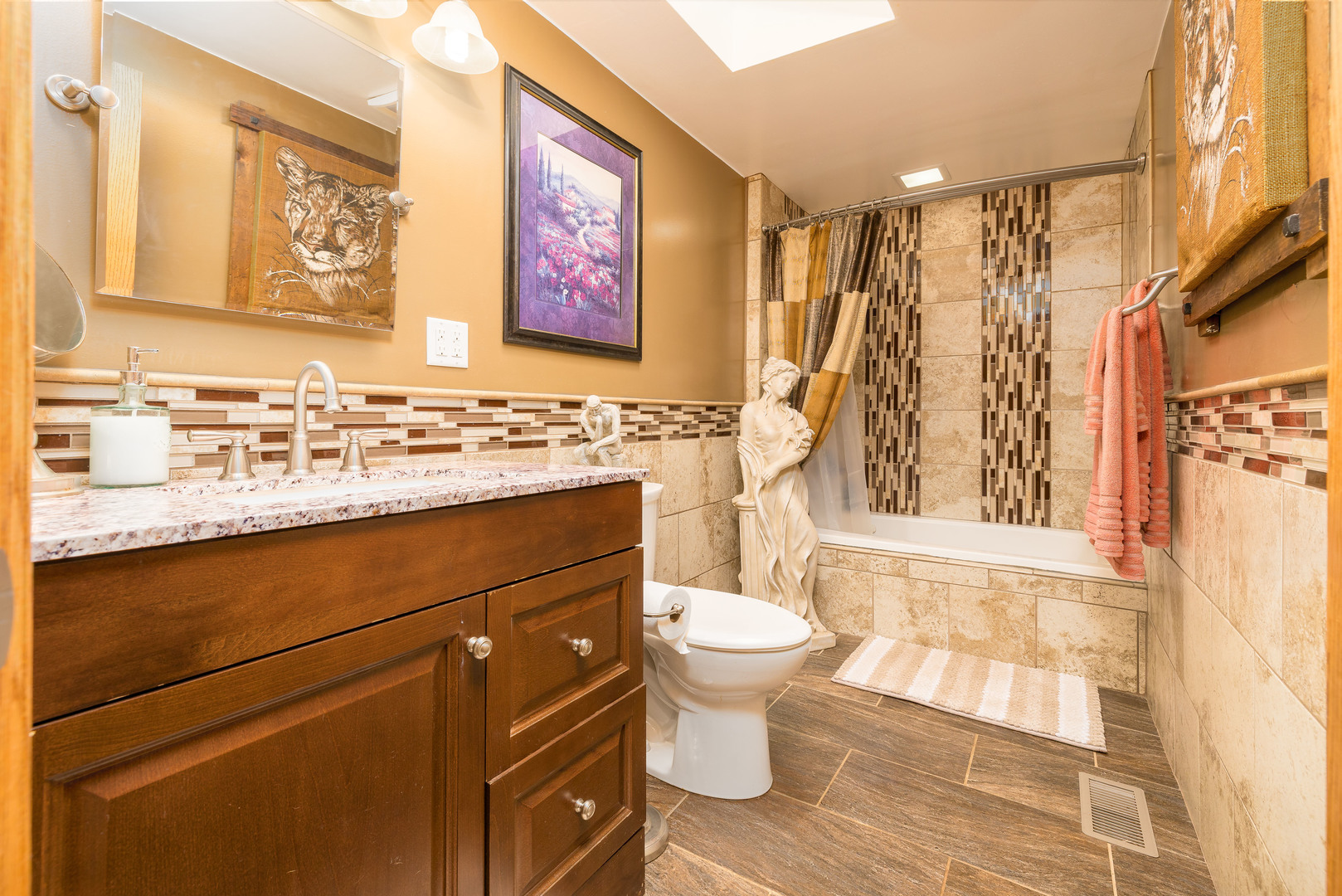 426 E Tulip Drive