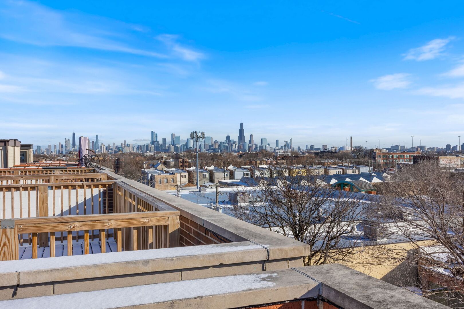 3130 W Walton Street Unit: 4