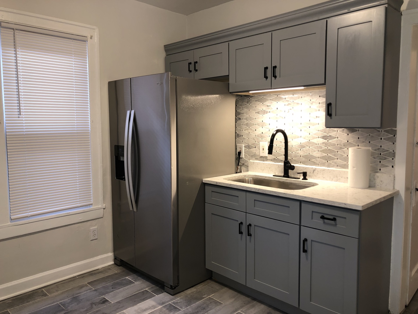 3416 W 60th Place
