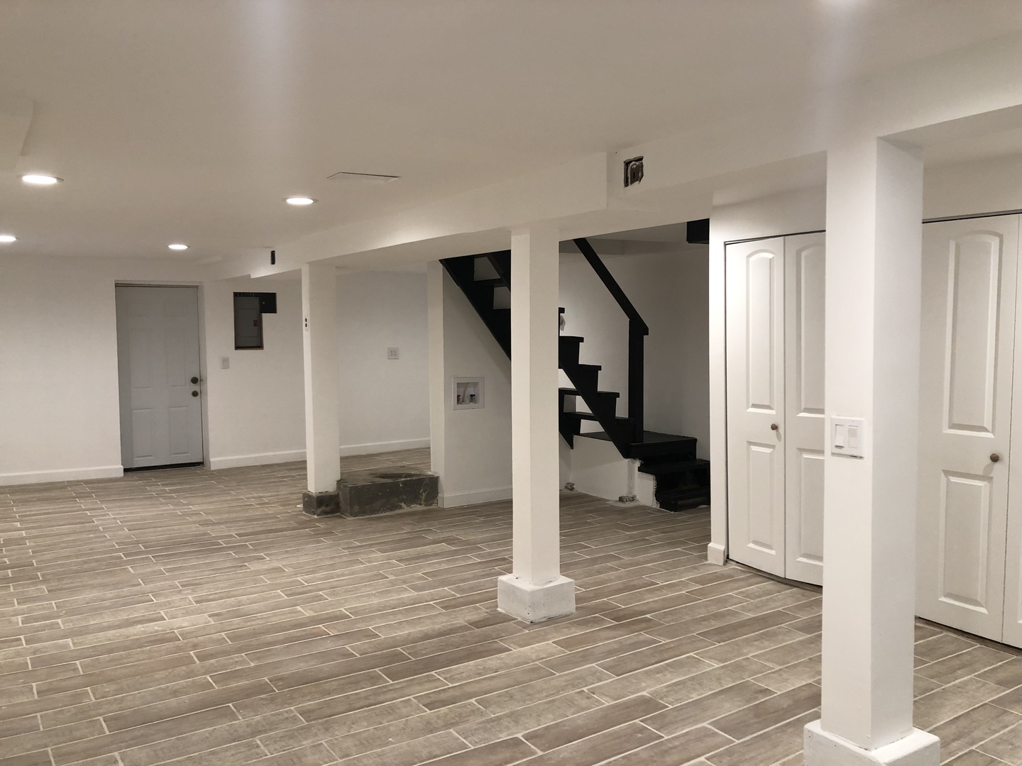 3416 W 60th Place