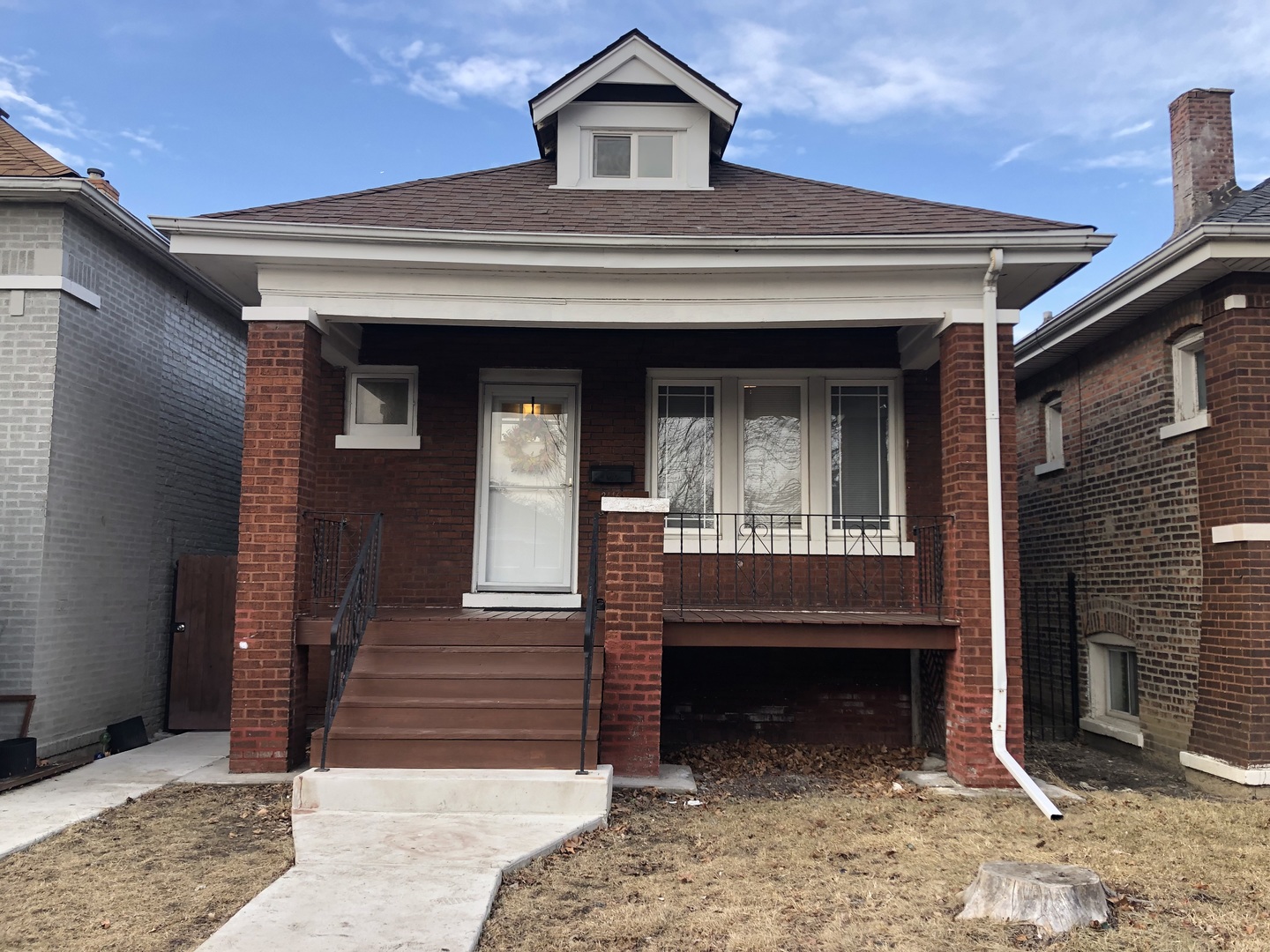 3416 W 60th Place