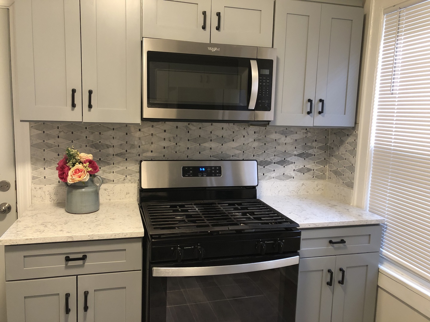 3416 W 60th Place