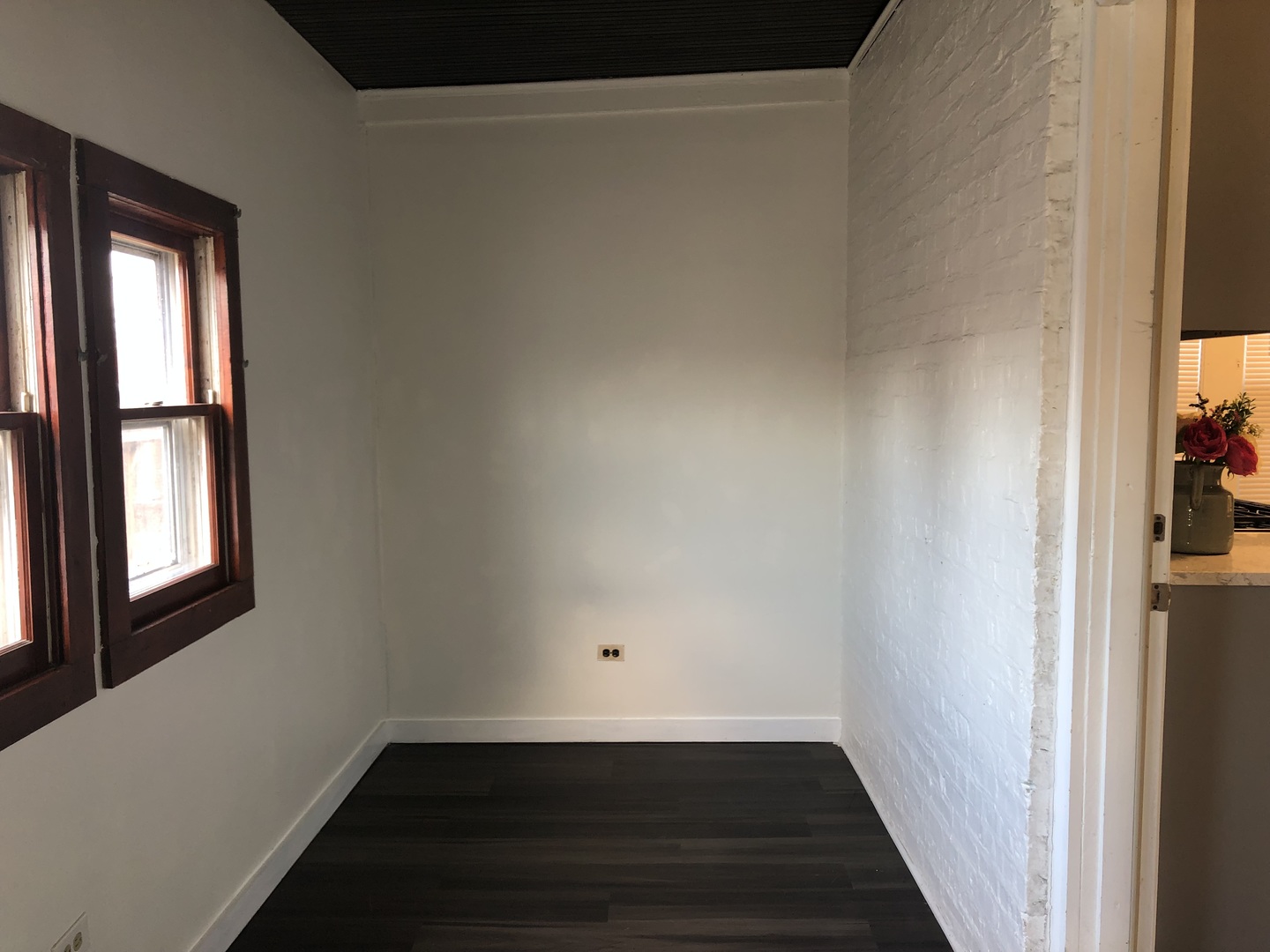 3416 W 60th Place