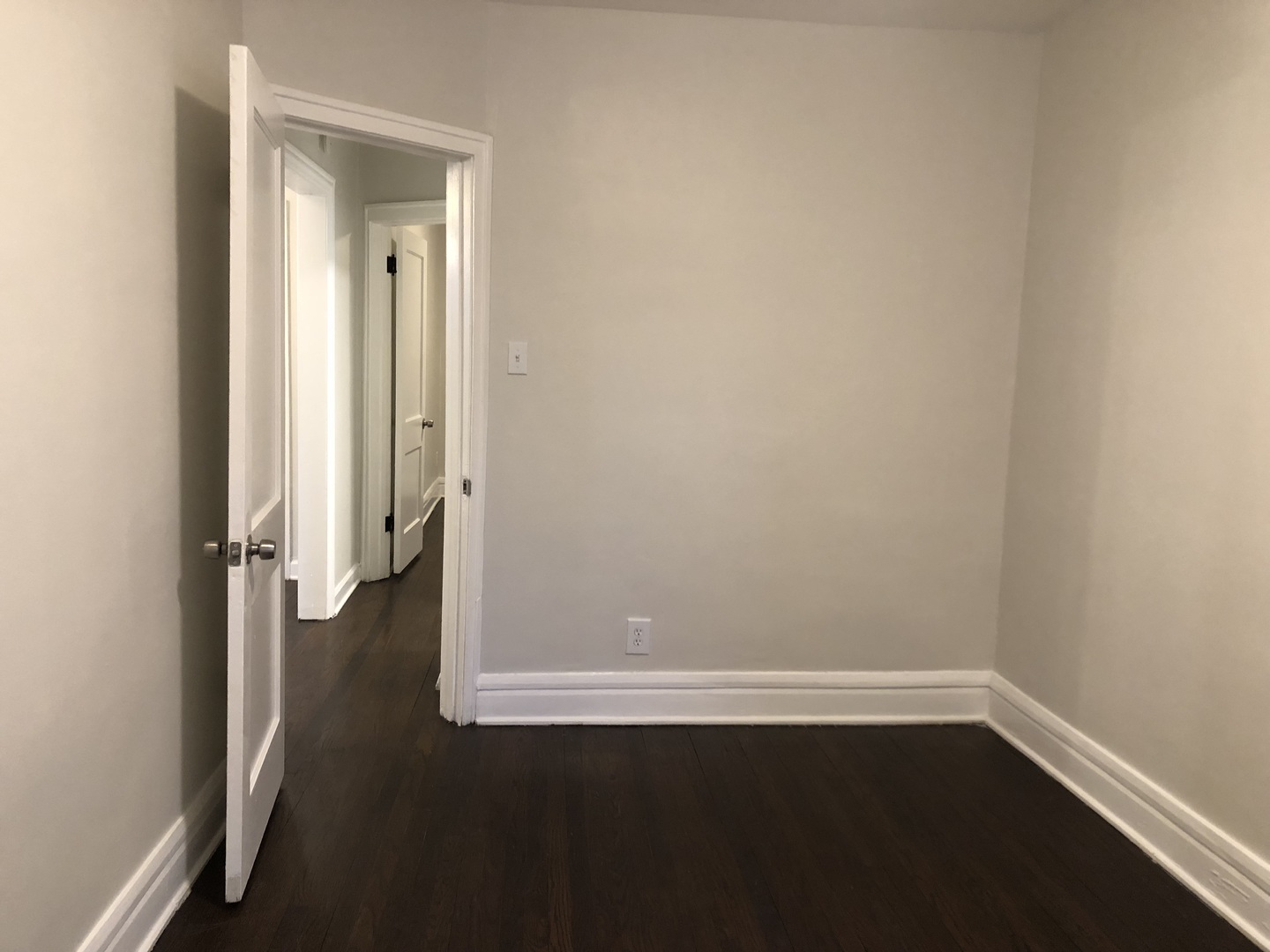 3416 W 60th Place