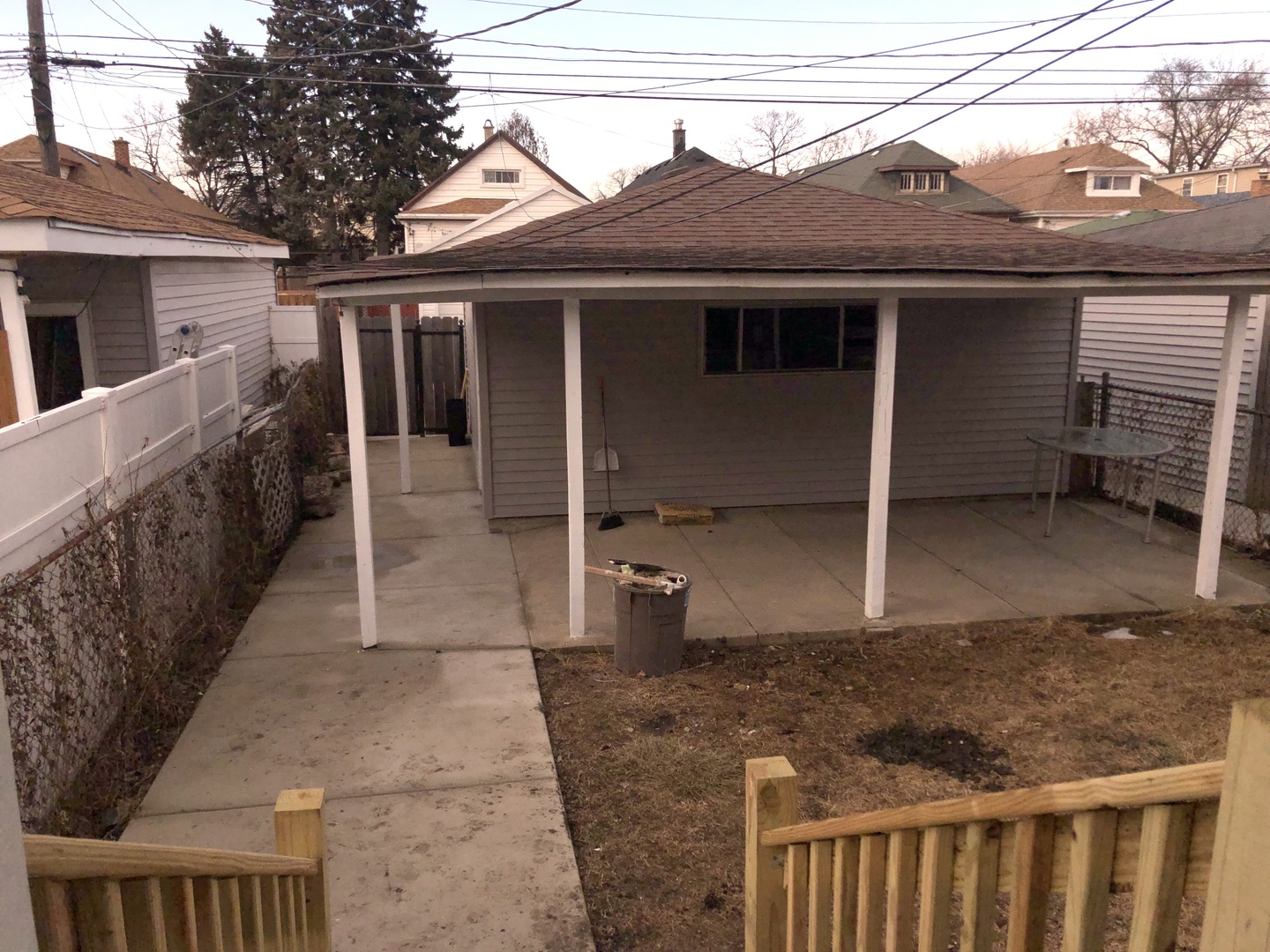3416 W 60th Place