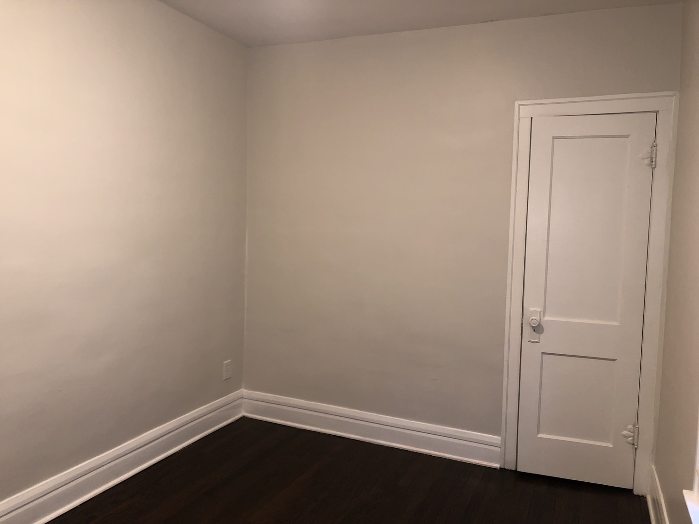 3416 W 60th Place