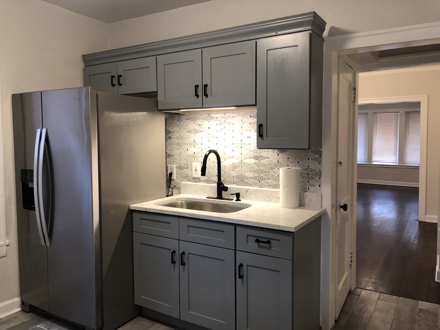 3416 W 60th Place