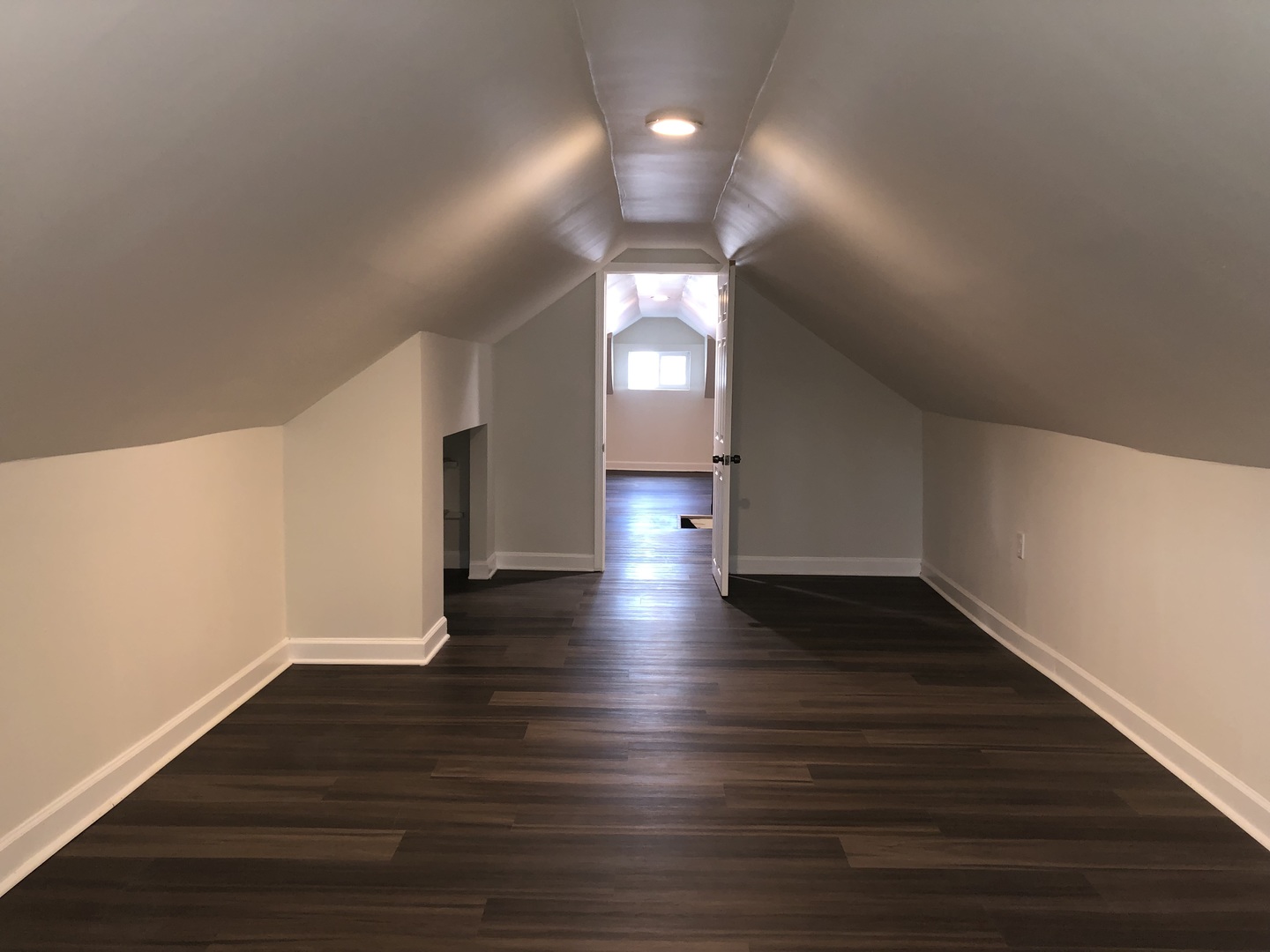 3416 W 60th Place