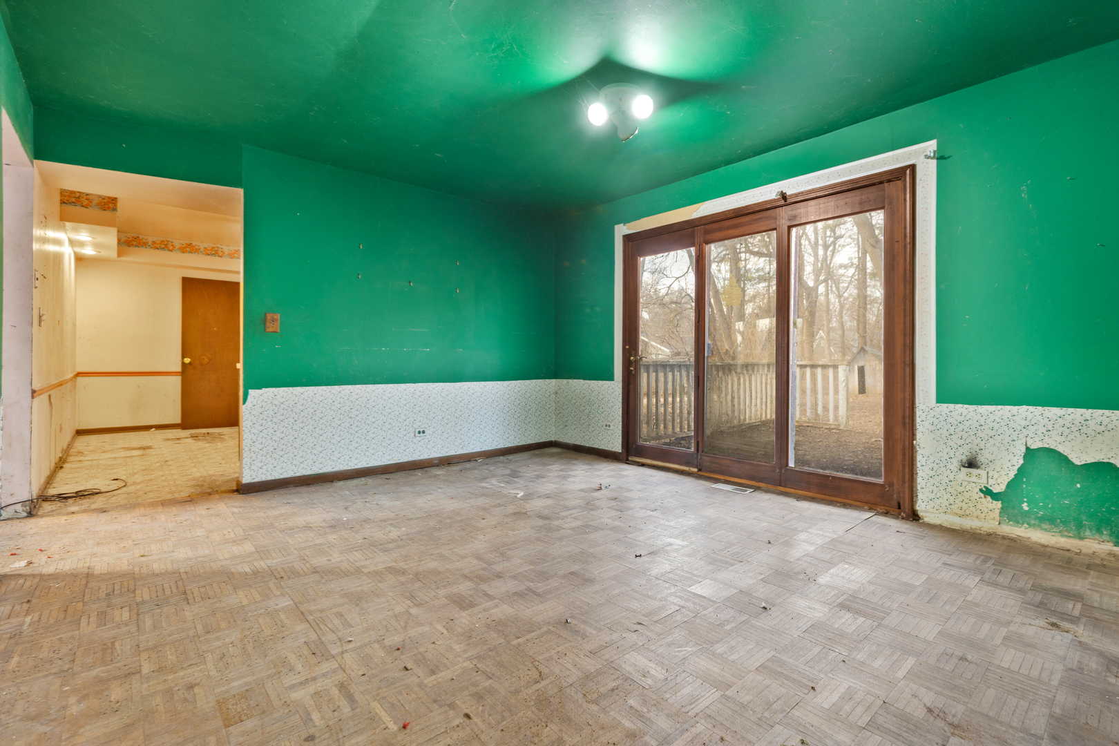 35W302 PINELANDS Road