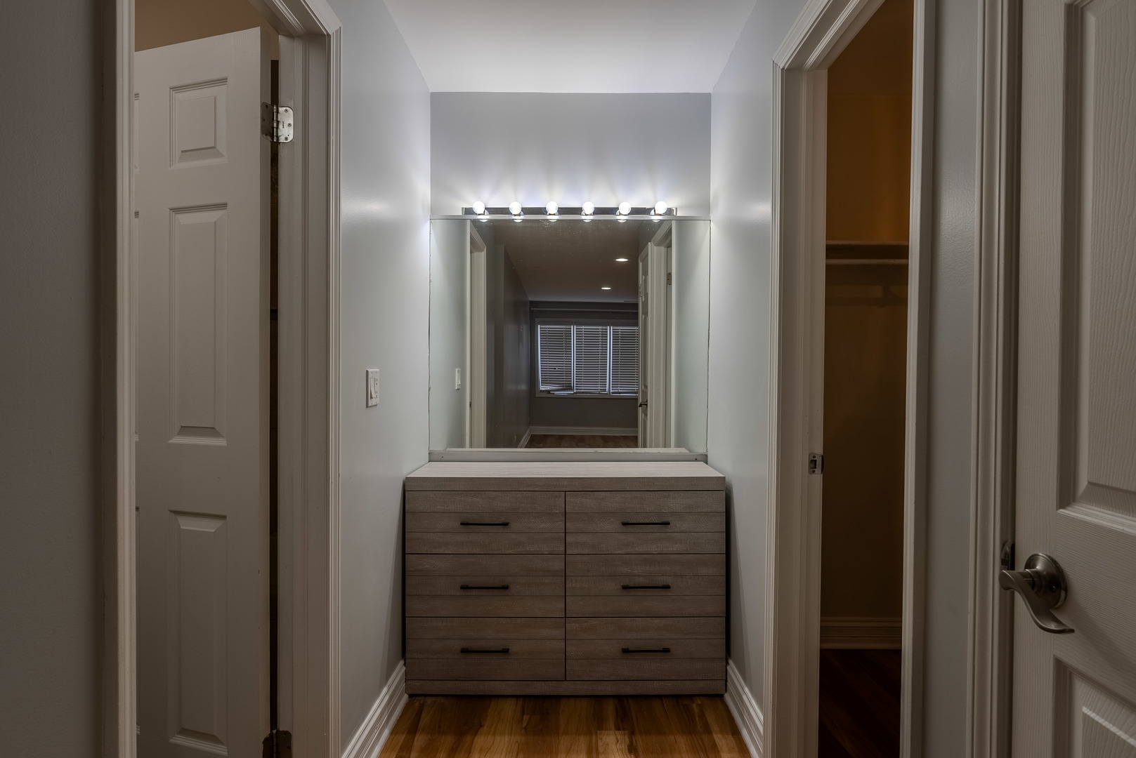 3121 Toulon Drive Unit: 1E