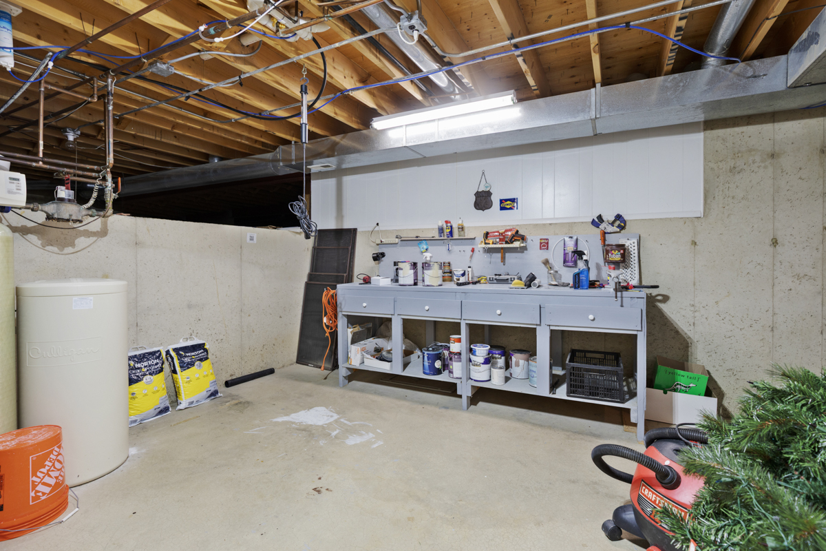 21393 Bramble Drive