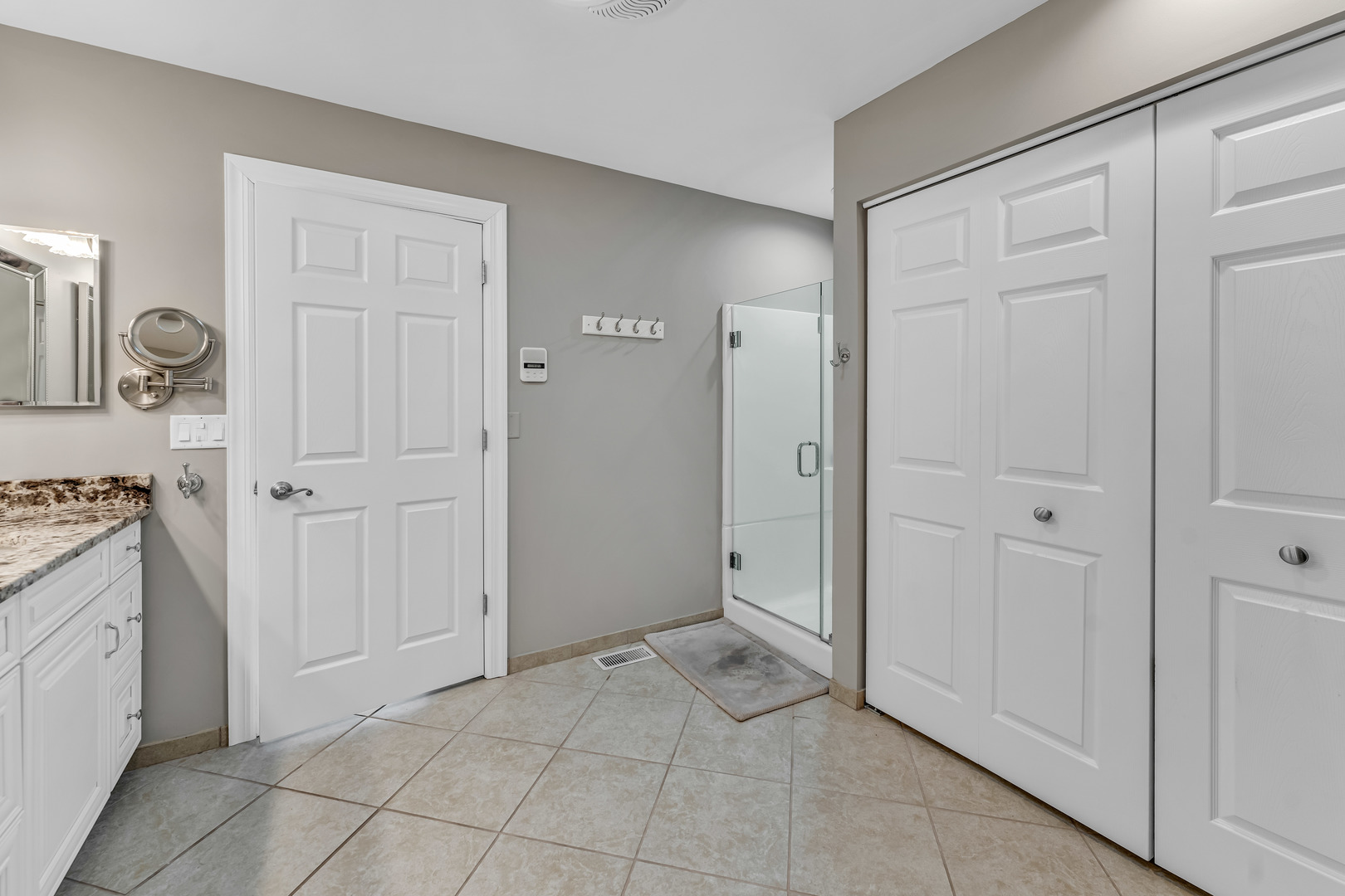 14706 Hollow Tree Road