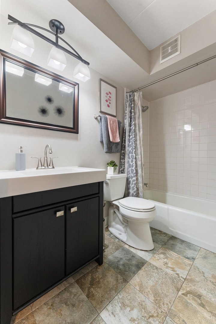 13521 Le Claire Avenue Unit: 66