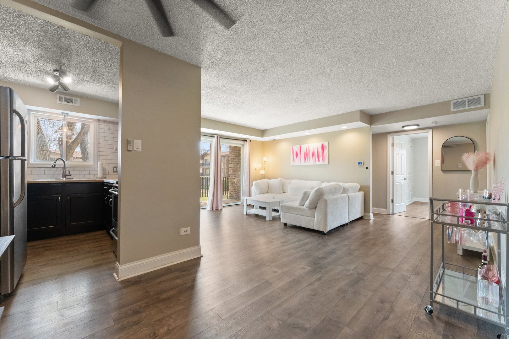 13521 Le Claire Avenue Unit: 66