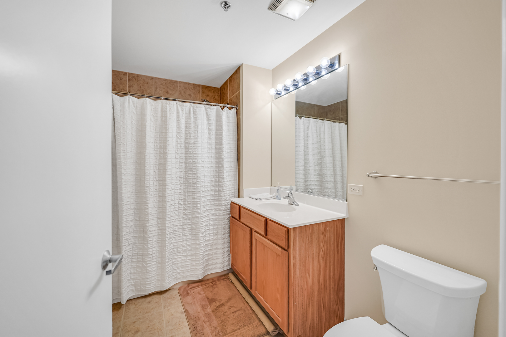 1600 S Indiana Avenue Unit: 1107