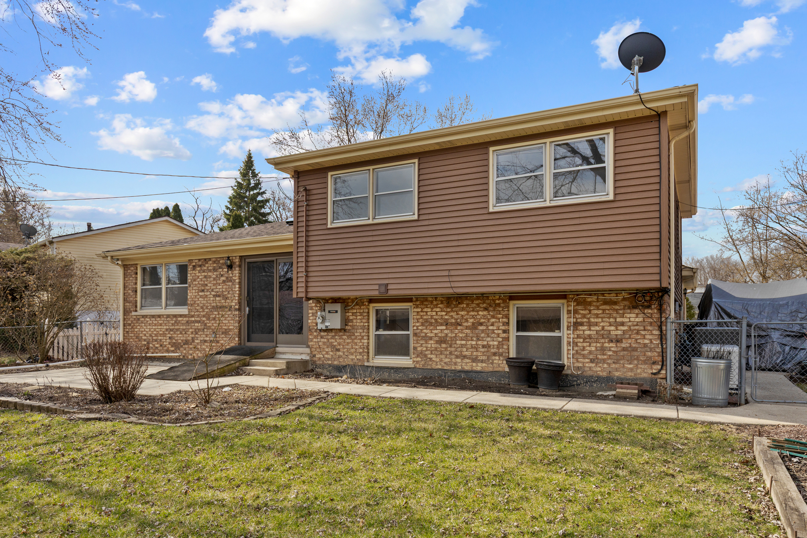 17709 Dogwood Lane