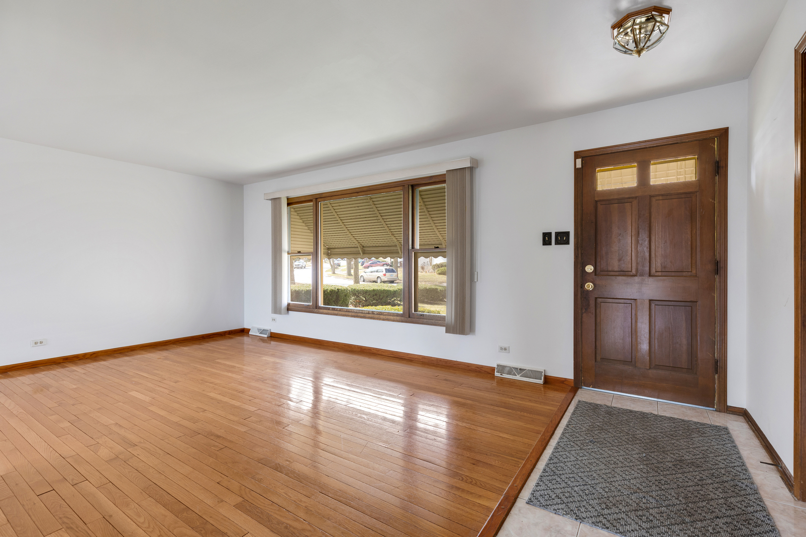 17709 Dogwood Lane