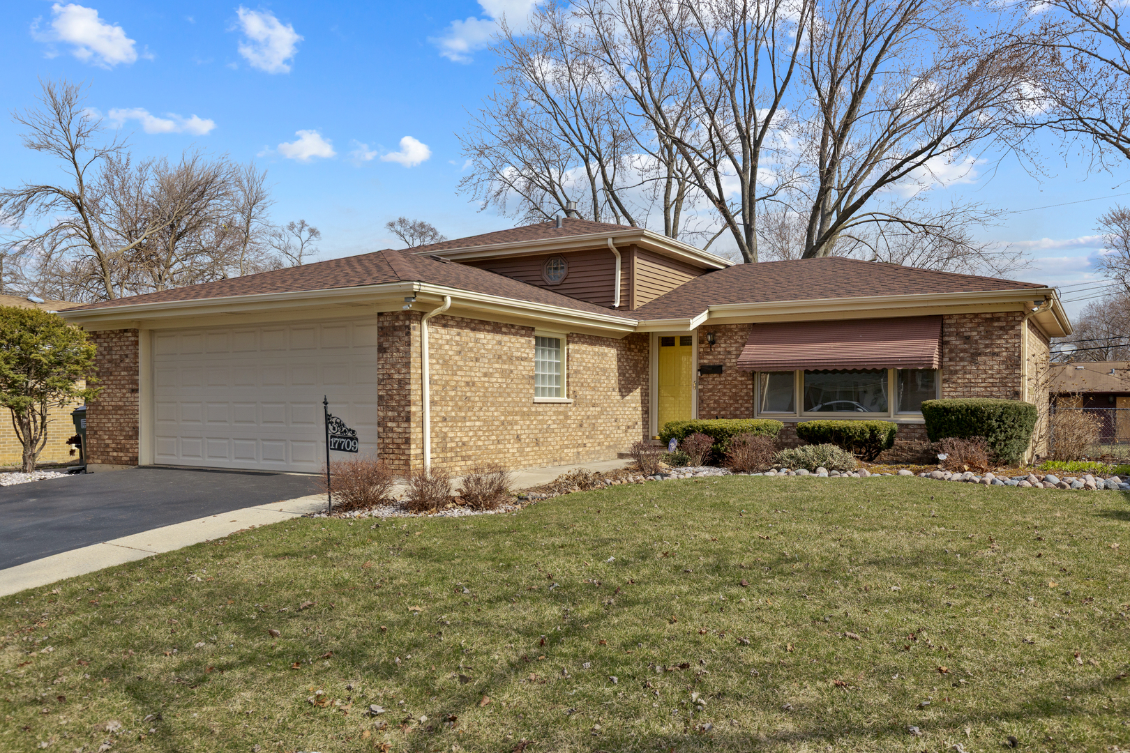 17709 Dogwood Lane