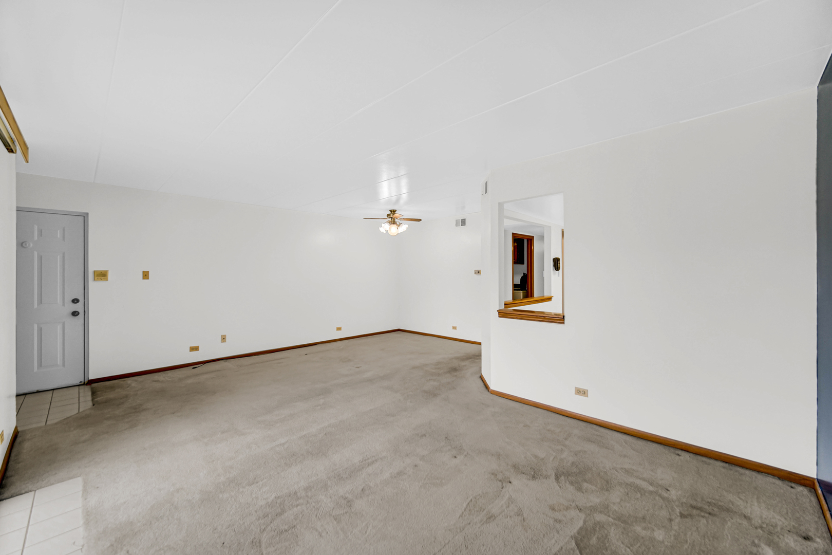 14815 Kenton Avenue Unit: 2S