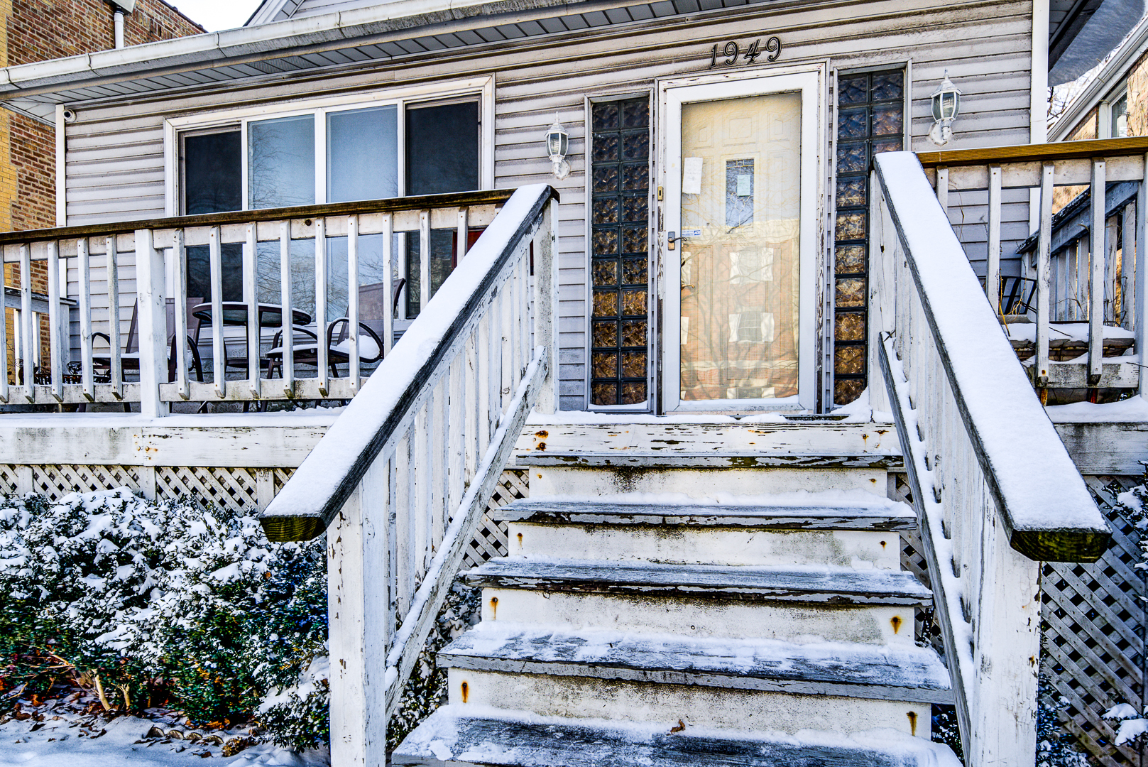 1949 W Granville Avenue
