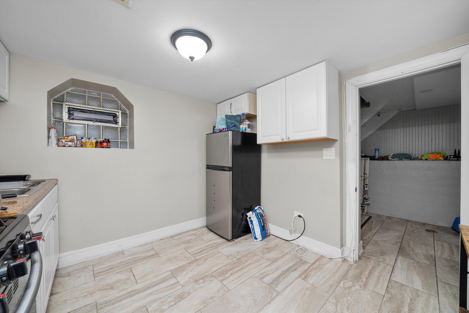 5753 W 64th Place