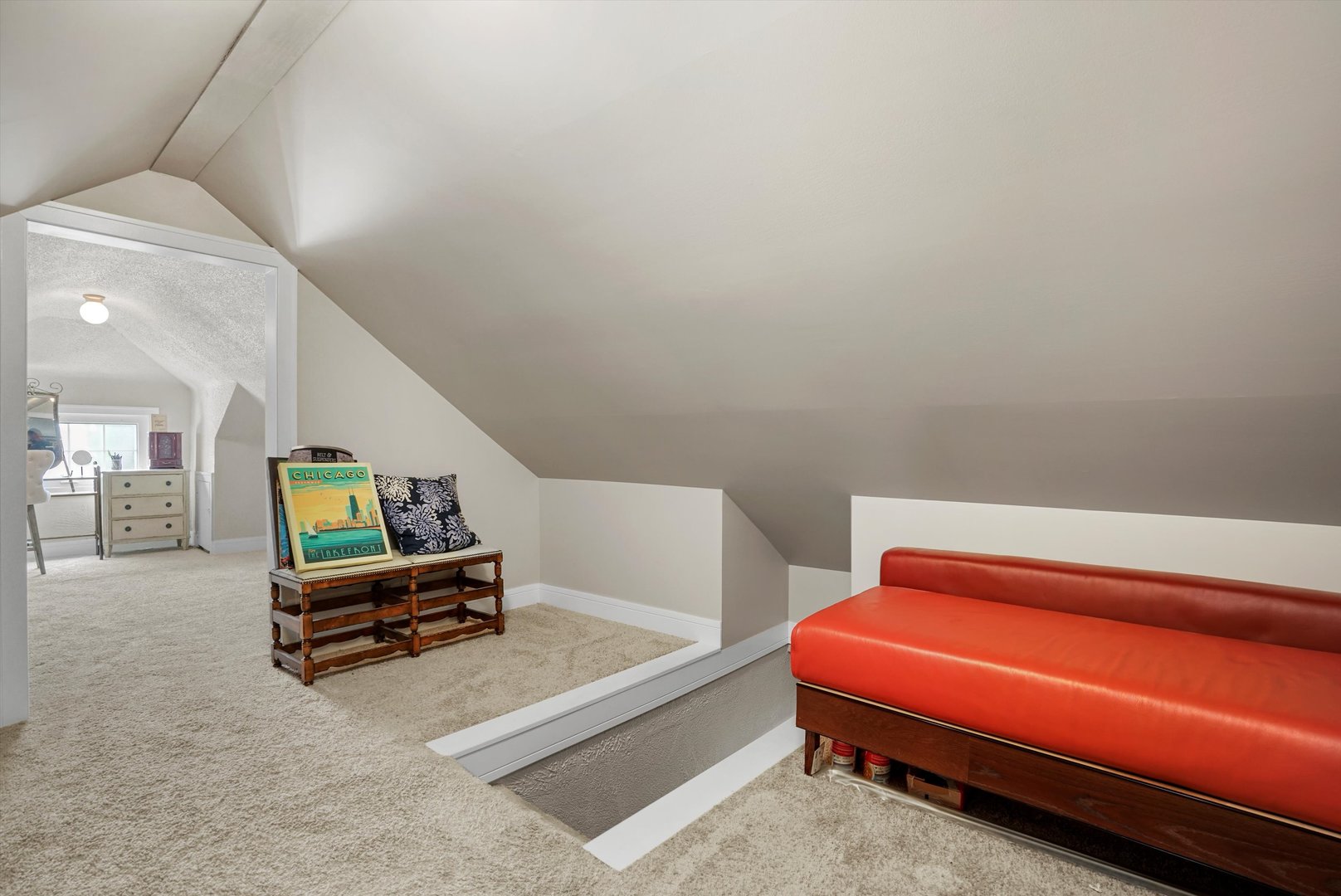 5753 W 64th Place