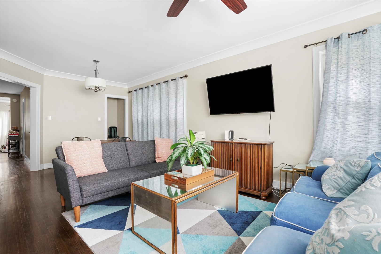 5753 W 64th Place
