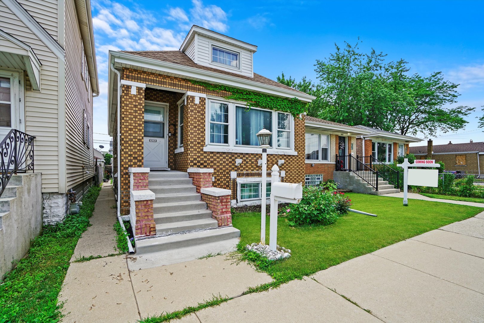 5753 W 64th Place