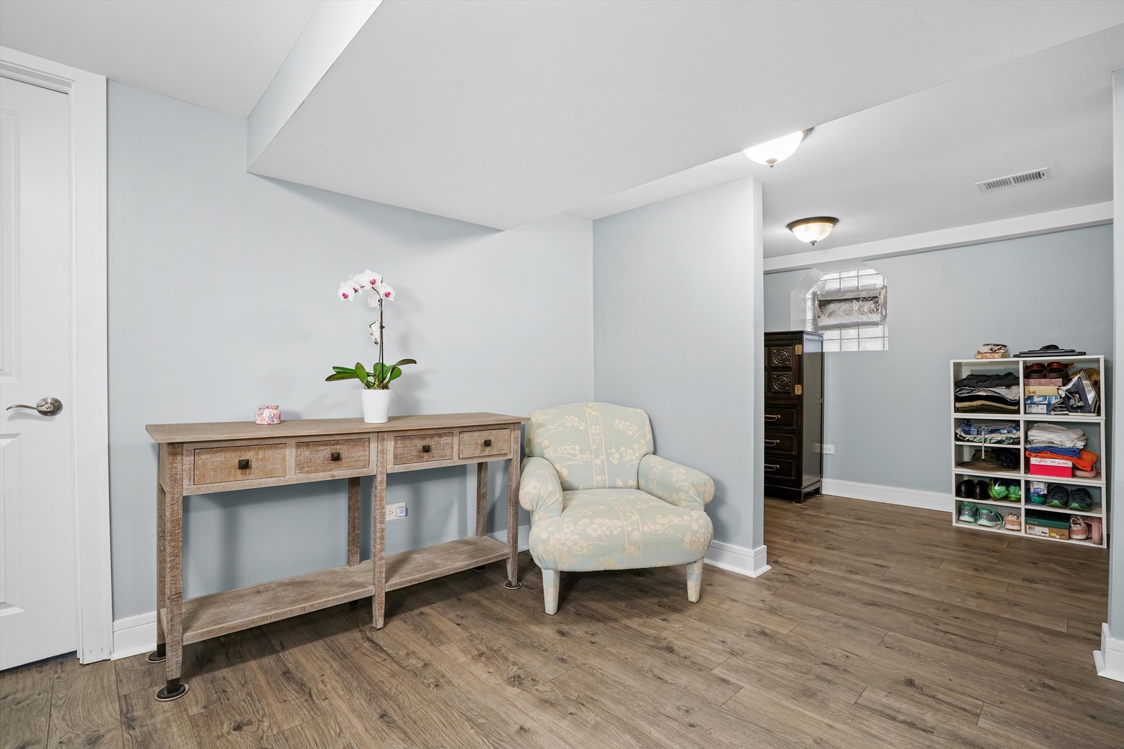 5753 W 64th Place