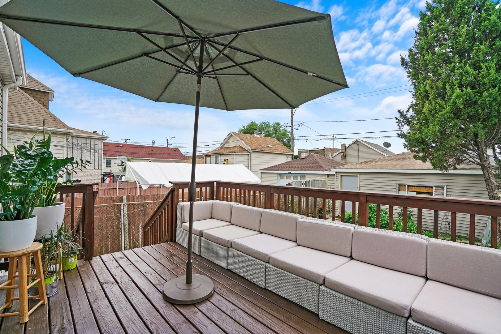 5753 W 64th Place