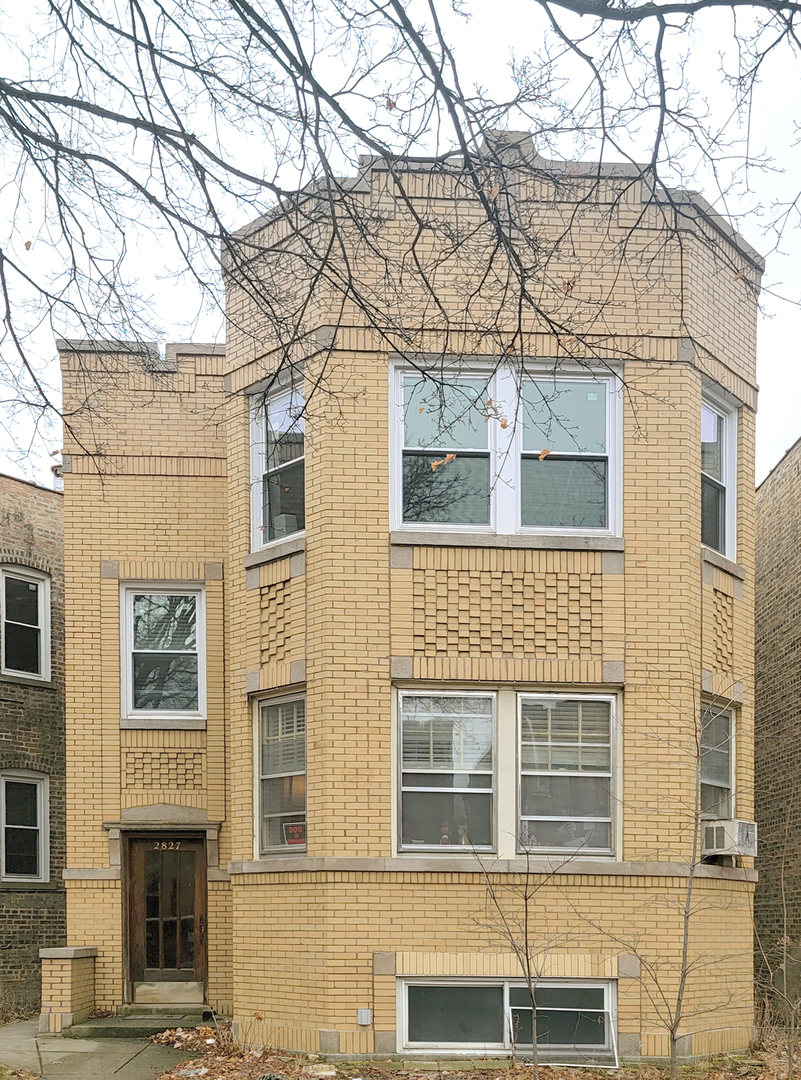 2827 W Lunt Avenue Unit: GARDEN