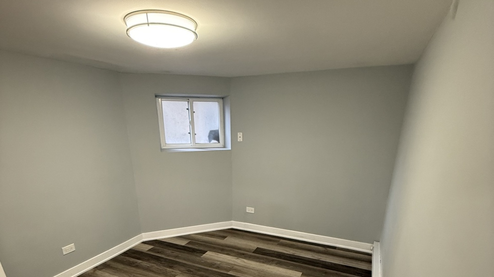 2827 W Lunt Avenue Unit: GARDEN