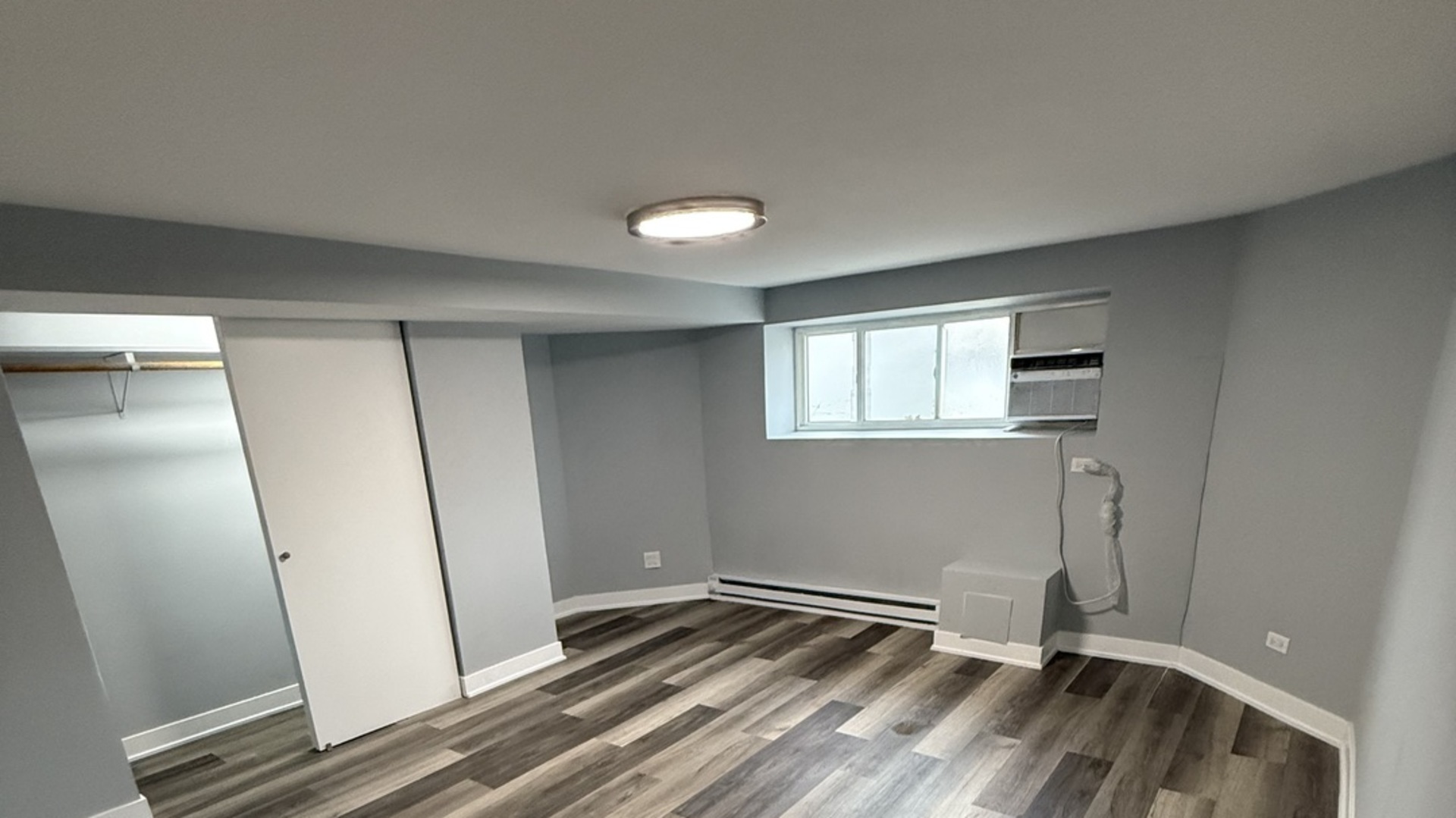 2827 W Lunt Avenue Unit: GARDEN