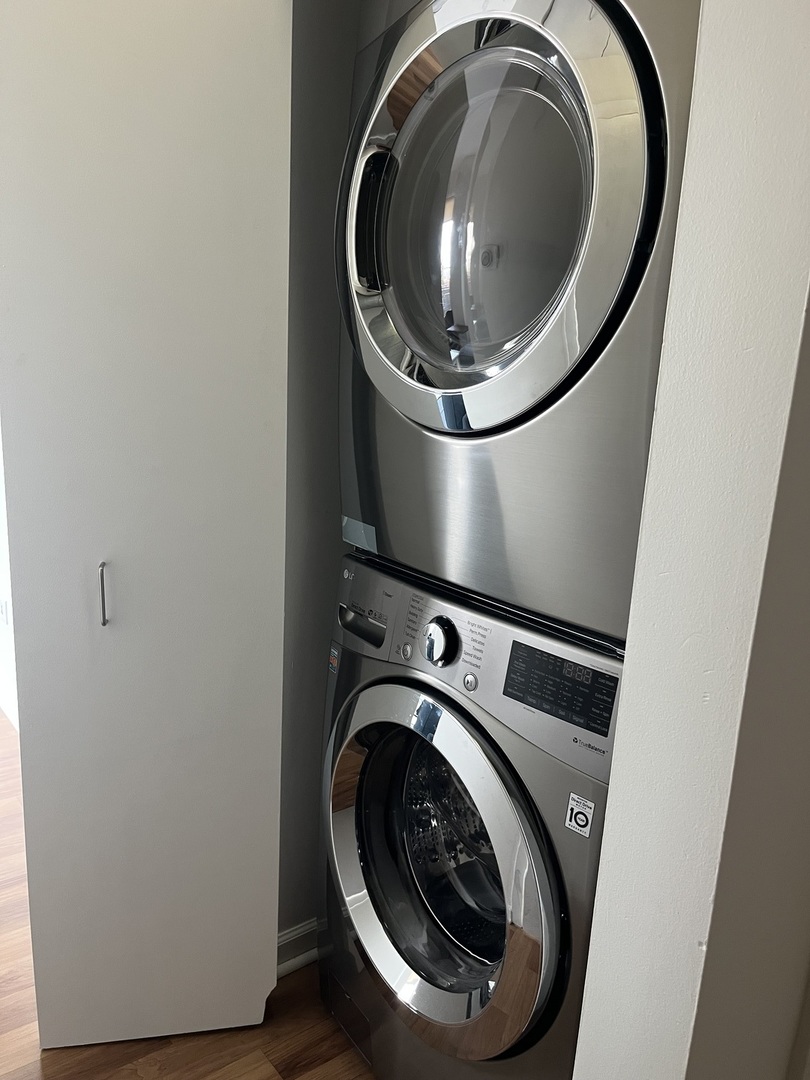 1631 S Michigan Avenue Unit: 401